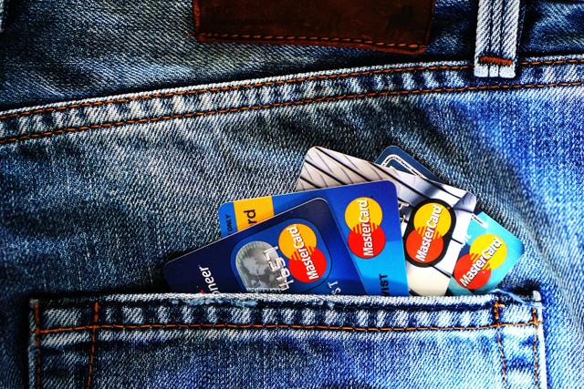 Add-on Credit Card: What is It and How to Apply?